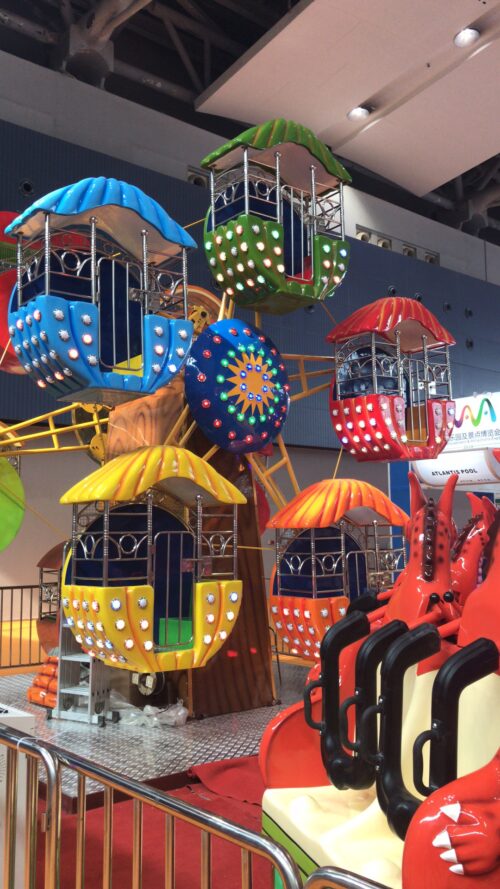 Noria para niños de 10 asientos atracciones de carnaval a la venta