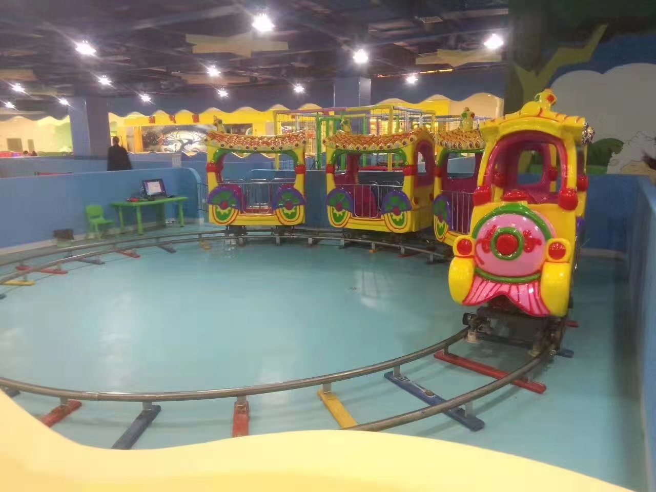 Paseos en tren de 48 asientos en venta