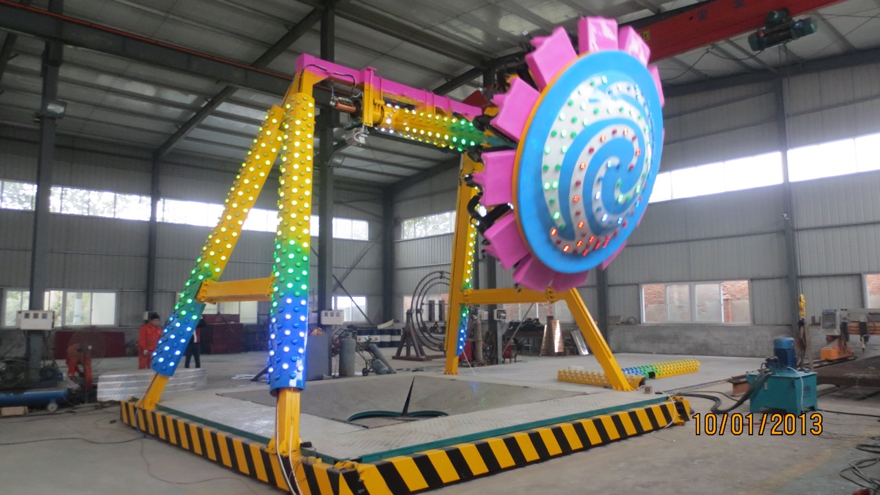 Paseos pendulares de tamaño mediano con 12 asientos a la venta